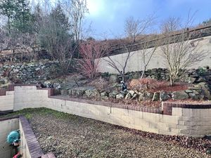 Photo 27- click for photo gallery